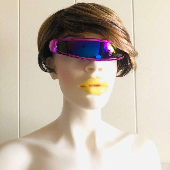 Futuristic Cyclops Visor Sunglasses - Picture 5 of 7